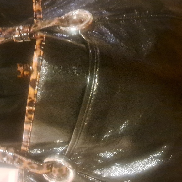 Closet clearance - Picture 5 of 10